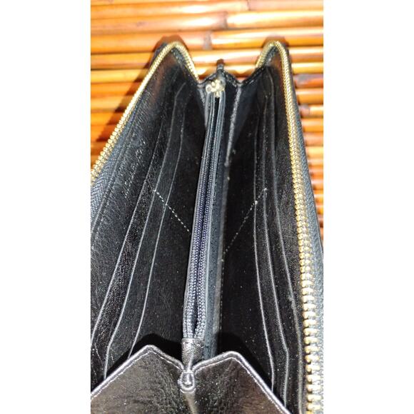 Michael Kors Jet Set Travel Continental Wallet Black & Beige MK Logo Zip Around - Picture 6 of 7